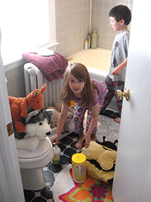 zach & mia in bathroom